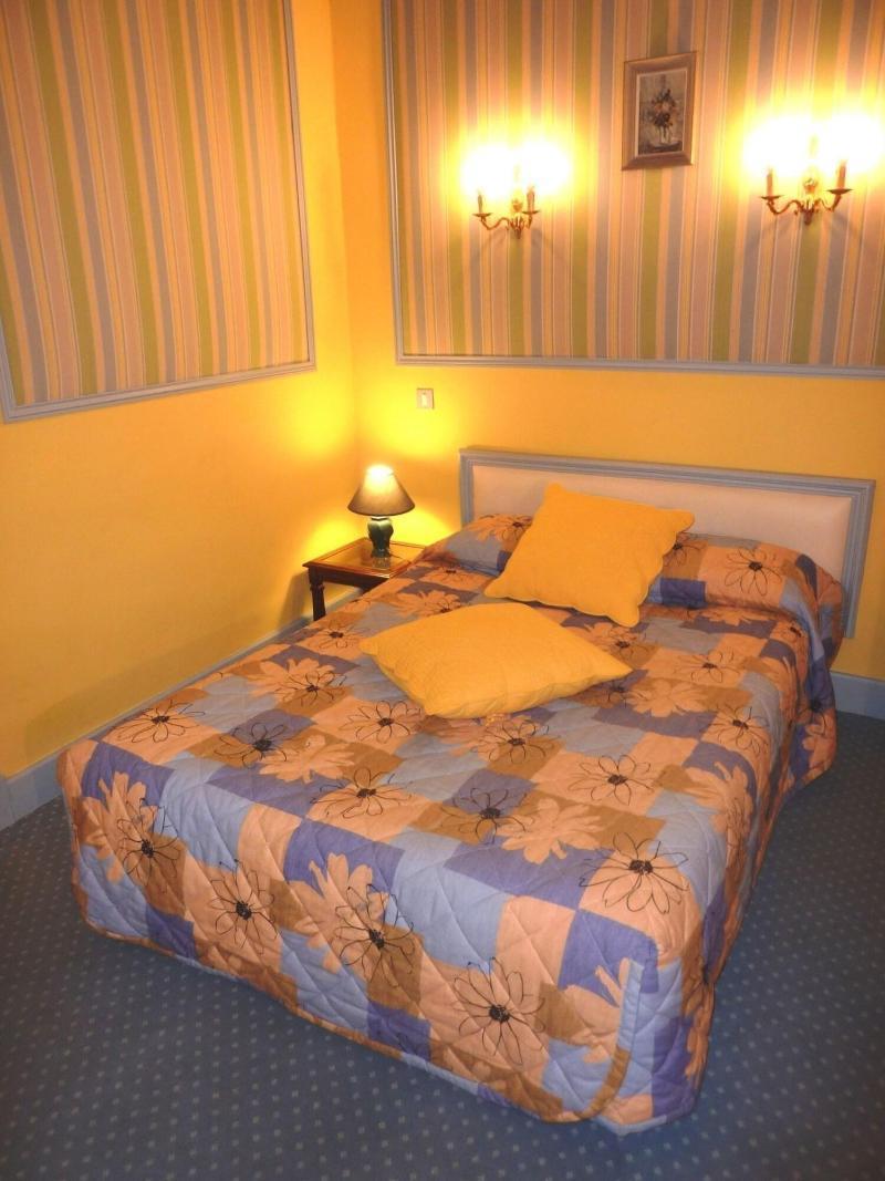 Hotel Du Fiacre Carpentras Ngoại thất bức ảnh