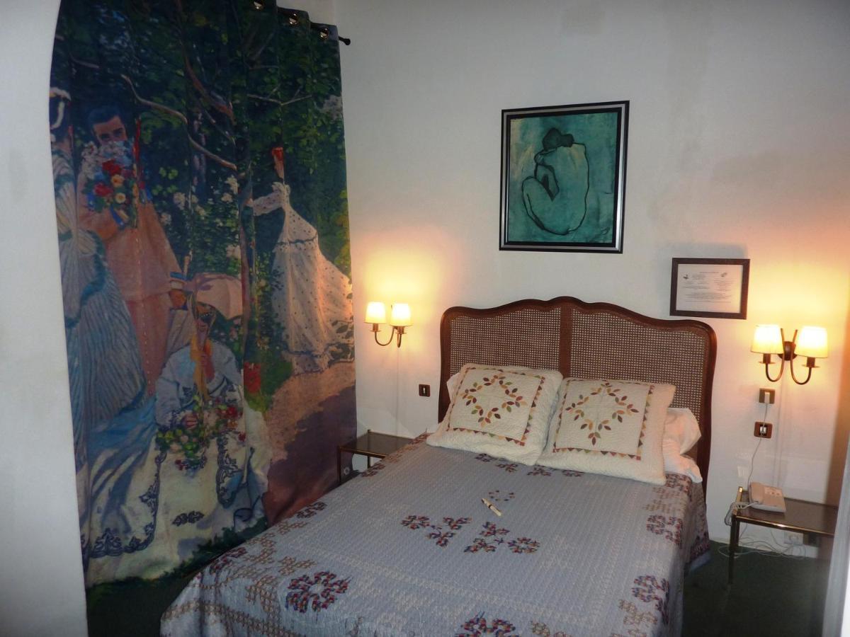 Hotel Du Fiacre Carpentras Phòng bức ảnh